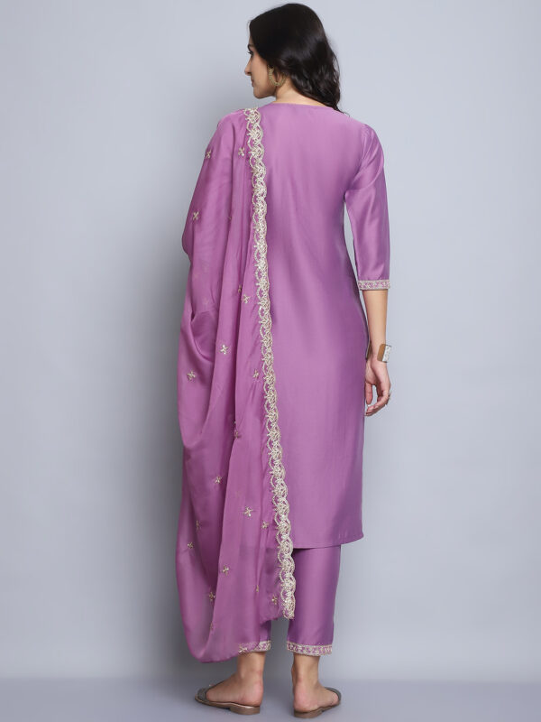 Women Pink Embroidery silk Kurta And Pant Set With Dupatta - Image 2