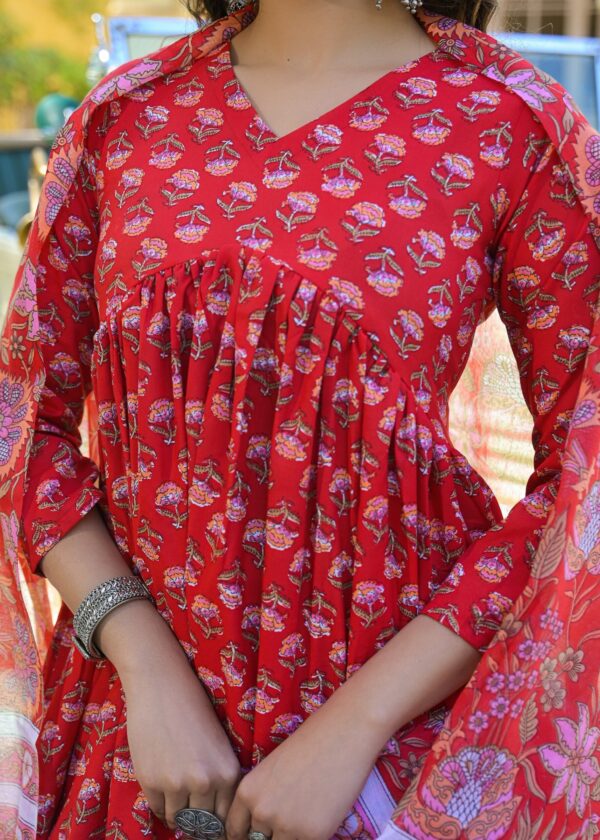 Women Viscose Red Anarkali Kurta And Pant Set With Dupatta - Image 3