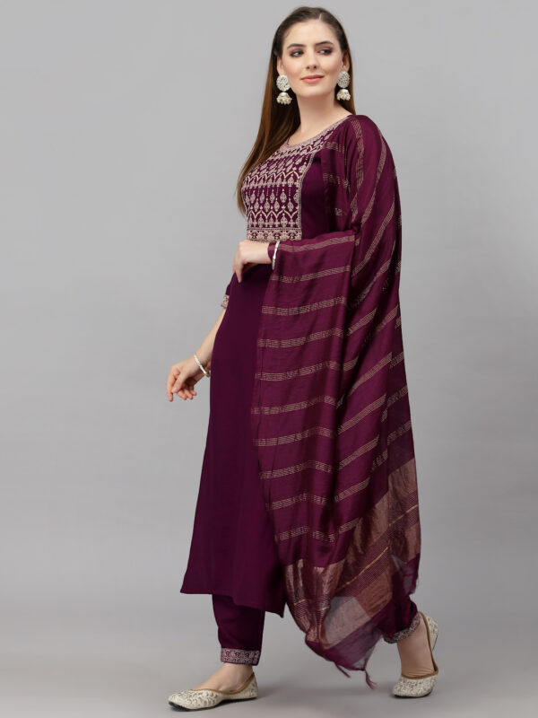 Women Kurta Pant Set