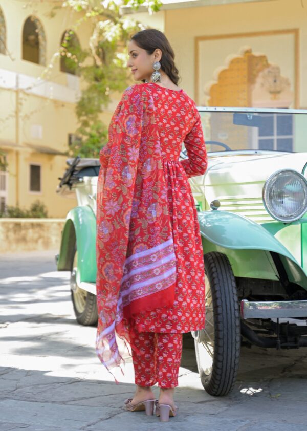 Women Viscose Red Anarkali Kurta And Pant Set With Dupatta - Image 2